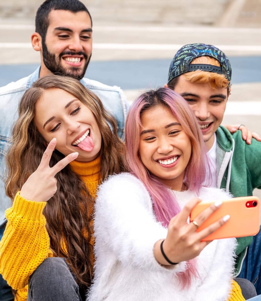 Teenager-Freunde machen ein Selfie